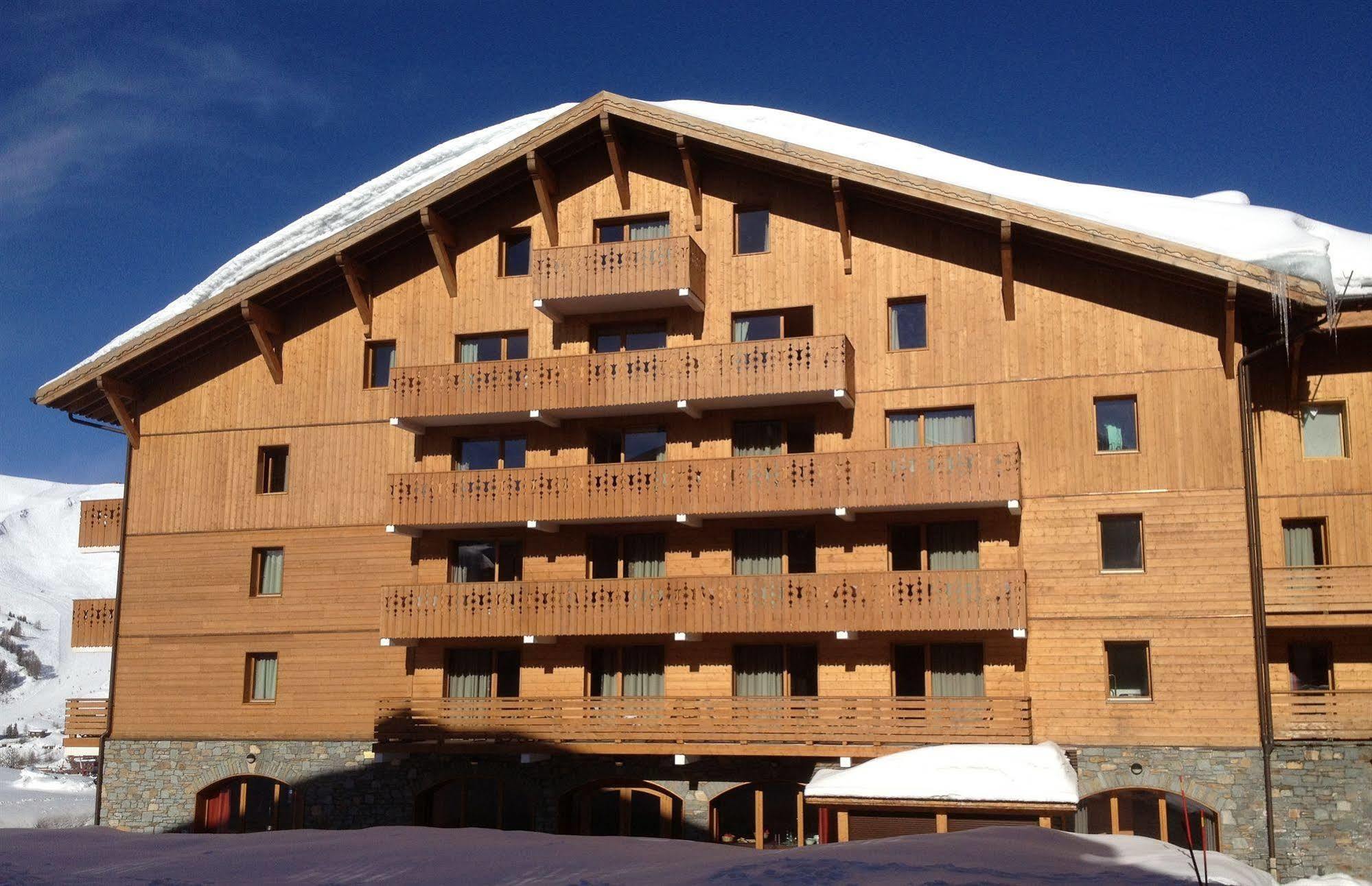 Madame Vacances Lodges Des Alpages La Plagne Exterior photo